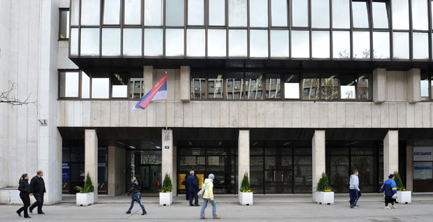 Нови Сад: На добош њиве и столице